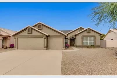13256 W Wilshire Drive, Goodyear, AZ 85395 - Photo 1