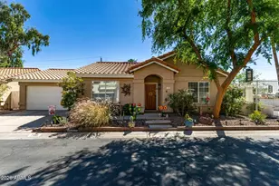 7001 N 28th Dr, Phoenix, AZ 85051 - Photo 1