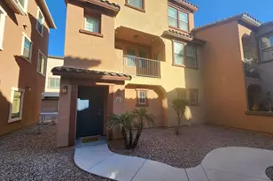 1822 N 77th Glen, Phoenix, AZ 85035 - Photo 1