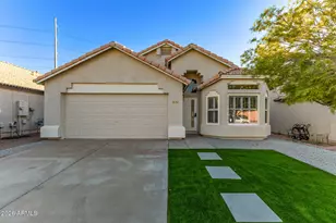 2131 E Rockwood Dr, Phoenix, AZ 85024 - Photo 1