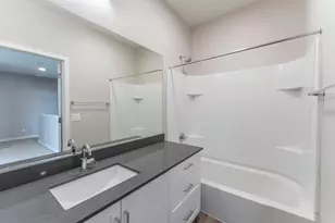 432 S 32nd St, Mesa, AZ 85204 - Photo 1