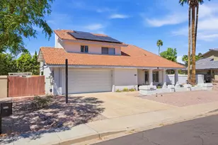 8542 N Farview Dr, Scottsdale, AZ 85258 - Photo 1