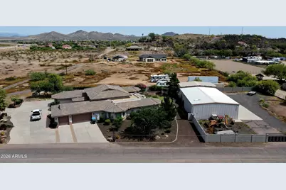 3655 W Dynamite Boulevard, Phoenix, AZ 85083 - Photo 1