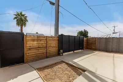 1933 E Monroe Street #1, Phoenix, AZ 85034 - Photo 13