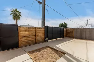 1933 E Monroe St, Phoenix, AZ 85034 - Photo 13