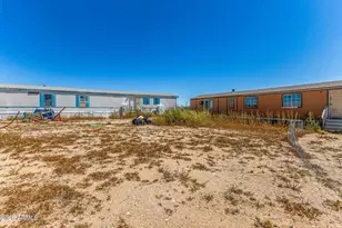 20917 W Black Butte Rd, Wittmann, AZ 85361 - Photo 1