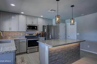 18225 N 29th Drive, Phoenix, AZ 85053 - Photo 1