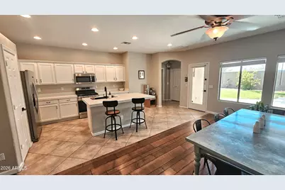 42414 N 46th Lane, Phoenix, AZ 85086 - Photo 1
