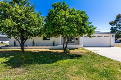2825 E Campbell Avenue, Phoenix, AZ 85016 - Photo 1