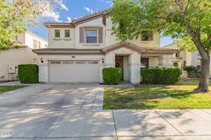 1121 W Stella Ln, Phoenix, AZ 85013 - Photo 1