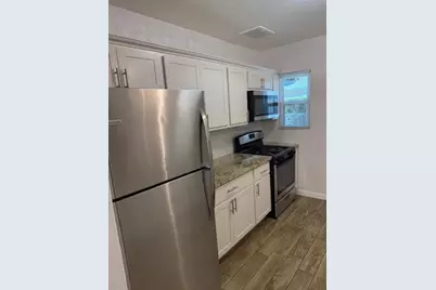 2537 E Clarendon Avenue #Apt 2, Phoenix, AZ 85016 - Photo 1