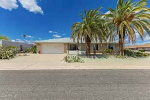 11062 W Edgewood Dr, Sun City, AZ 85351 - Photo 1