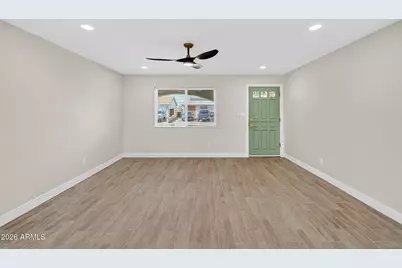8531 W Vale Drive, Phoenix, AZ 85037 - Photo 37