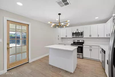 8531 W Vale Drive, Phoenix, AZ 85037 - Photo 33