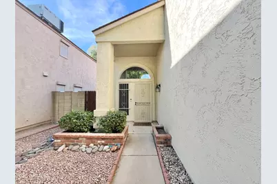 4047 W Whispering Wind Drive, Glendale, AZ 85310 - Photo 3