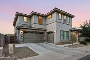 114 E Pasaro Dr, Phoenix, AZ 85085 - Photo 1