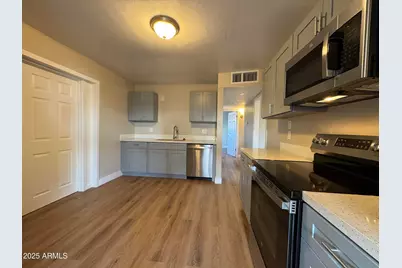 2020 E Arbor Avenue, Mesa, AZ 85204 - Photo 1