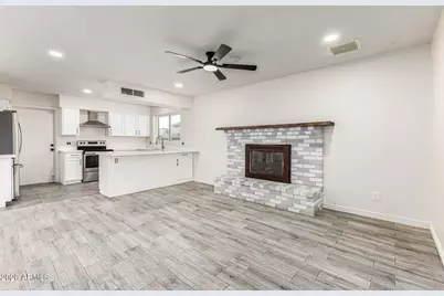 8521 N 53rd Drive, Glendale, AZ 85302 - Photo 5