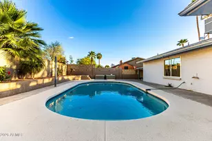 8521 N 53rd Dr, Glendale, AZ 85302 - Photo 37