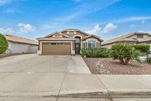 159 W Gail Dr, Gilbert, AZ 85233 - Photo 1