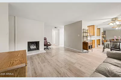 5525 E Thomas Road #H2, Phoenix, AZ 85018 - Photo 1
