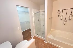 7011 W Mercer Ln, Peoria, AZ 85345 - Photo 25