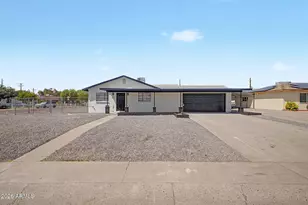 5702 N 22nd Dr, Phoenix, AZ 85015 - Photo 1