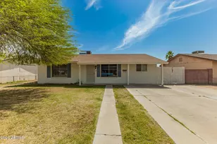 2347 W Poinsettia Dr N, Phoenix, AZ 85029 - Photo 1