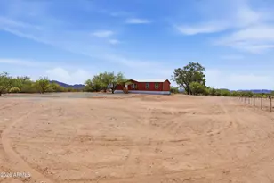 33755 W Rainbow Trail, Arlington, AZ 85322 - Photo 9