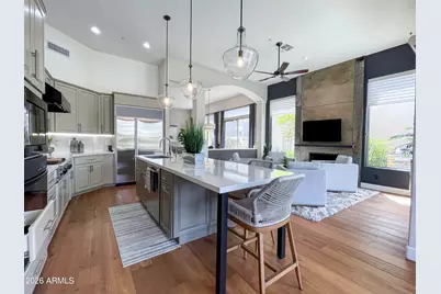 10192 E Bayview Drive E, Scottsdale, AZ 85258 - Photo 1