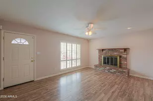 2139 E Betty Elyse Ln, Phoenix, AZ 85022 - Photo 1