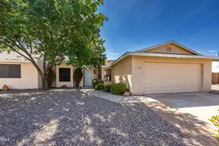 4894 Loma Loop, Sierra Vista, AZ 85635 - Photo 1