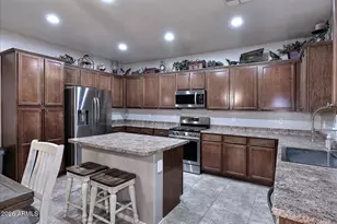 12120 W Leather Ln W, Peoria, AZ 85383 - Photo 13