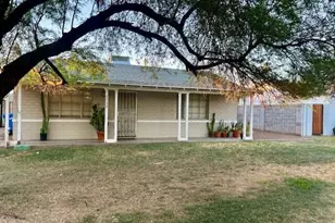 2932 E Mulberry Dr, Phoenix, AZ 85016 - Photo 1