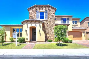 948 W Yosemite Dr, Chandler, AZ 85248 - Photo 1