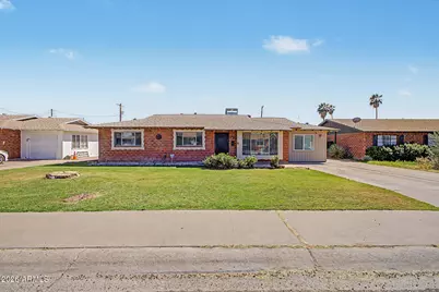 3917 W Marlette Avenue, Phoenix, AZ 85019 - Photo 1