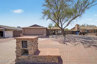 2601 E Dahlia Drive, Phoenix, AZ 85032 - Photo 1