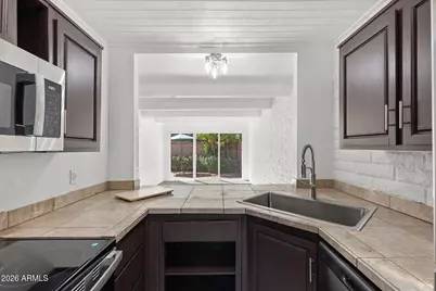 3012 N 32nd Street #36, Phoenix, AZ 85018 - Photo 1