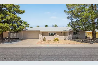 10822 W Campana Drive, Sun City, AZ 85351 - Photo 1