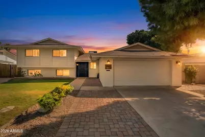 313 E El Caminito Drive, Phoenix, AZ 85020 - Photo 1