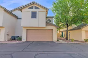 1124 E Rose Ln, Phoenix, AZ 85014 - Photo 1
