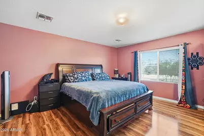 5603 S 27th Drive, Phoenix, AZ 85041 - Photo 17