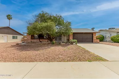 10513 W Diana Avenue, Peoria, AZ 85345 - Photo 1