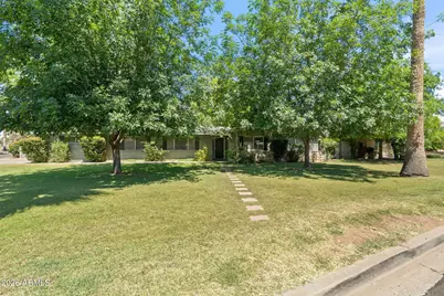 1022 W Las Palmaritas Drive, Phoenix, AZ 85021 - Photo 1