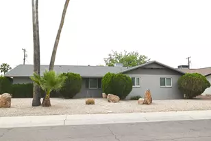 8337 E Meadowbrook Ave, Scottsdale, AZ 85251 - Photo 1