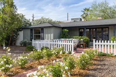 30 W Edgemont Avenue, Phoenix, AZ 85003 - Photo 1