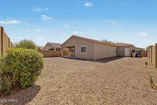 21254 W Hubbell St, Buckeye, AZ 85396 - Photo 35