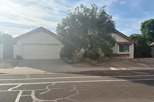 141 S Lakeview Blvd, Chandler, AZ 85225 - Photo 1