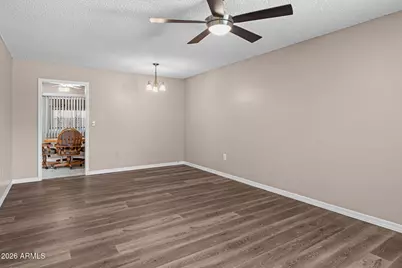 13682 N Garden Court Drive, Sun City, AZ 85351 - Photo 5