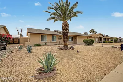 10537 W Lawrence Lane, Peoria, AZ 85345 - Photo 5